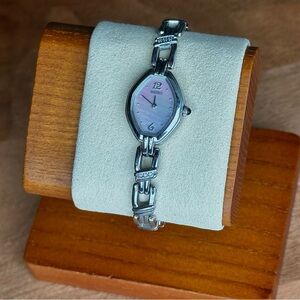 Seiko Women's Mother of Pearl Silver Tone Watch 18mm